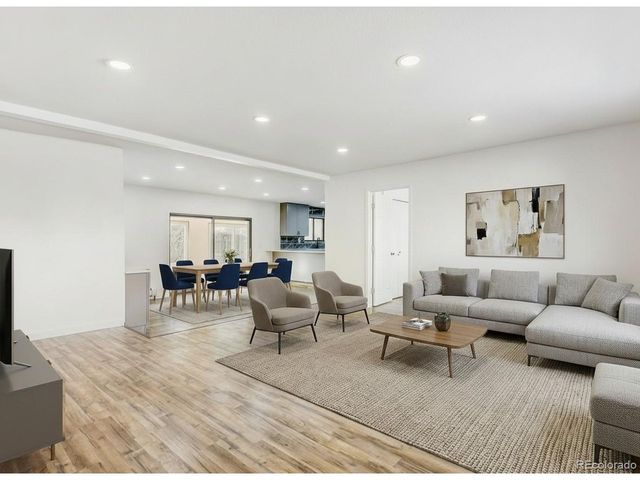 12436 E Cedar Cir, Aurora, CO 80012