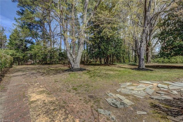 805 Claymore Court, Reidsville, NC 27320