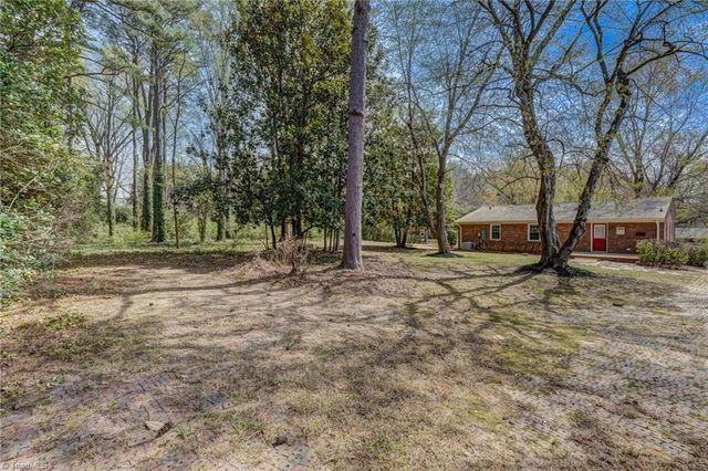 805 Claymore Court, Reidsville, NC 27320