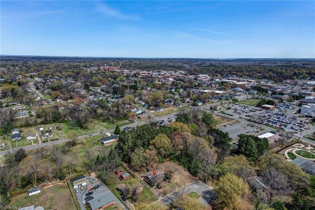 805 Claymore Court, Reidsville, NC 27320