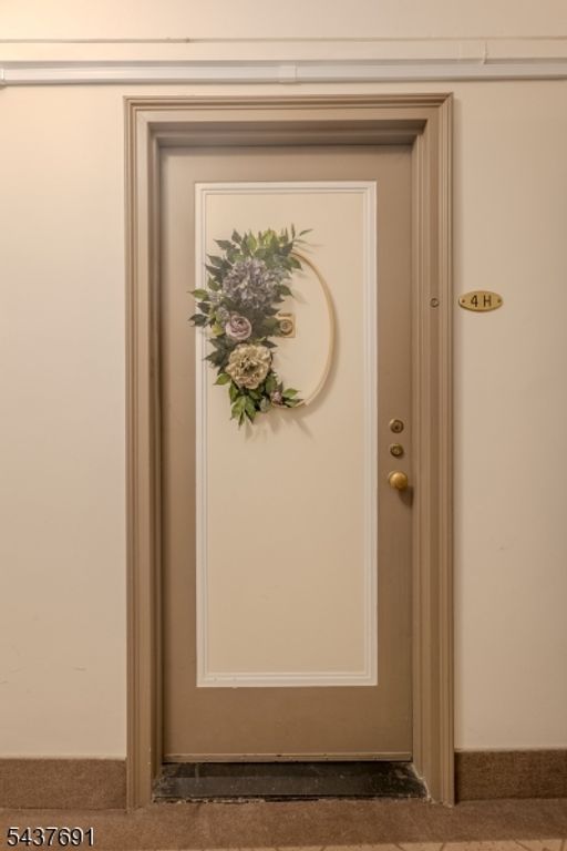 10 Crestmont Rd 4H, Montclair Twp., NJ 07042 — photo 5