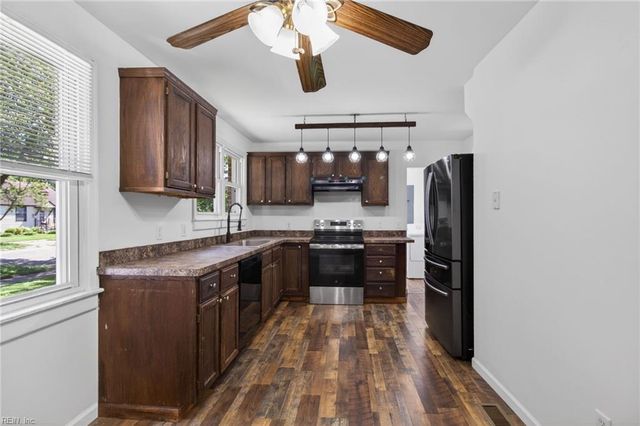 5352 Arthur Circle, Norfolk, VA 23502