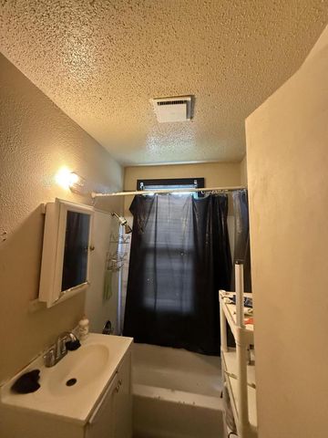2864 N 26th STREET, Milwaukee, WI 53206