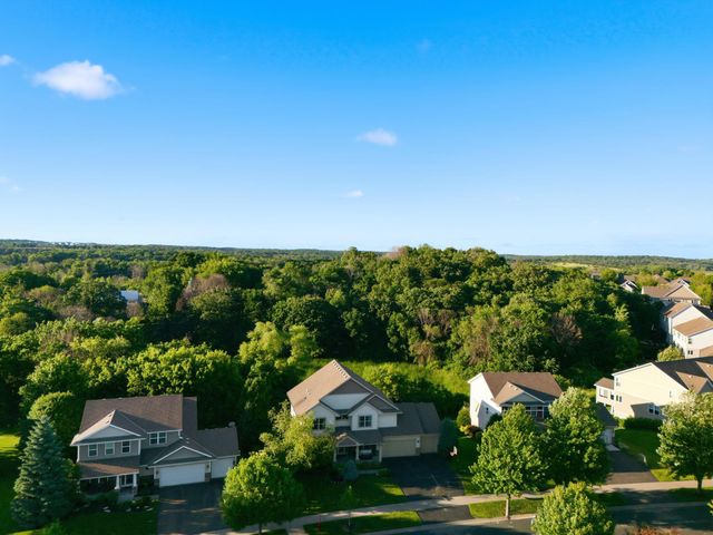 2580 Acorn Run, Victoria, MN 55386
