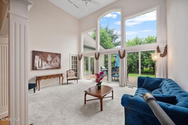 7649 Pebble Creek Drive, Maumee, OH 43537