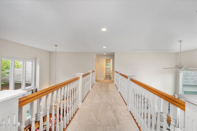 7649 Pebble Creek Drive, Maumee, OH 43537