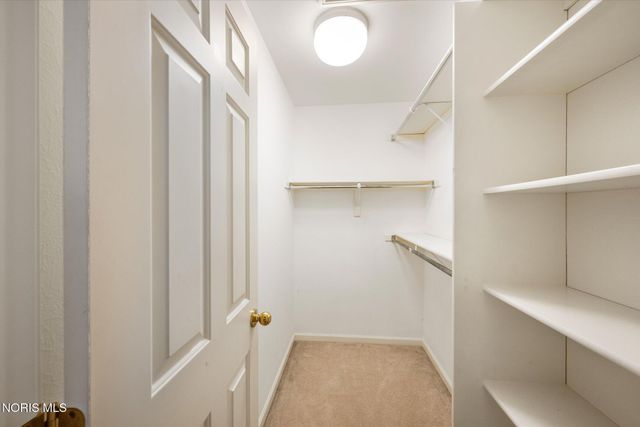 7649 Pebble Creek Drive, Maumee, OH 43537