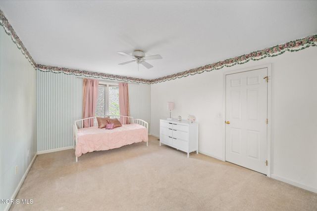 7649 Pebble Creek Drive, Maumee, OH 43537