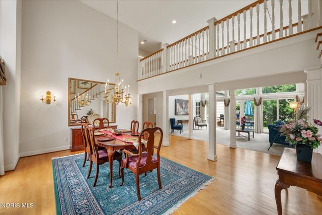 7649 Pebble Creek Drive, Maumee, OH 43537