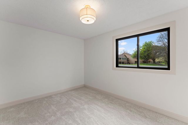1600 Roosevelt Drive W, Northfield, MN 55057