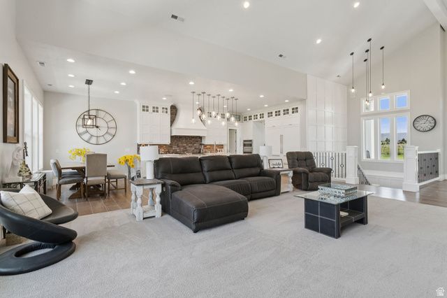 372 W 3000 S, Daniel, UT 84032