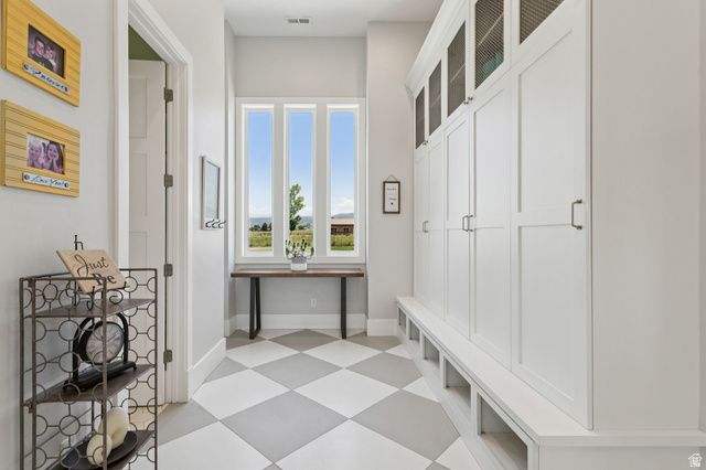 372 W 3000 S, Daniel, UT 84032