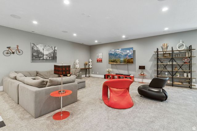 372 W 3000 S, Daniel, UT 84032