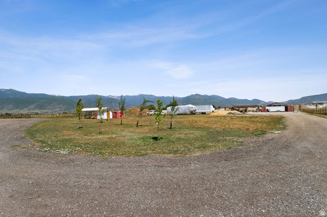 372 W 3000 S, Daniel, UT 84032