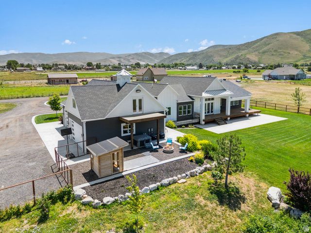 372 W 3000 S, Daniel, UT 84032