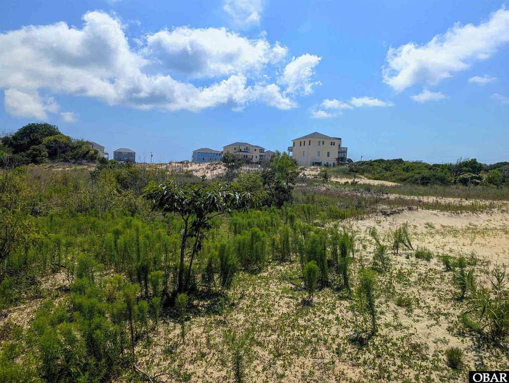 Image 7 of property listing at 1631 Ocean Pearl Road Lot 16, Corolla, NC 27927
