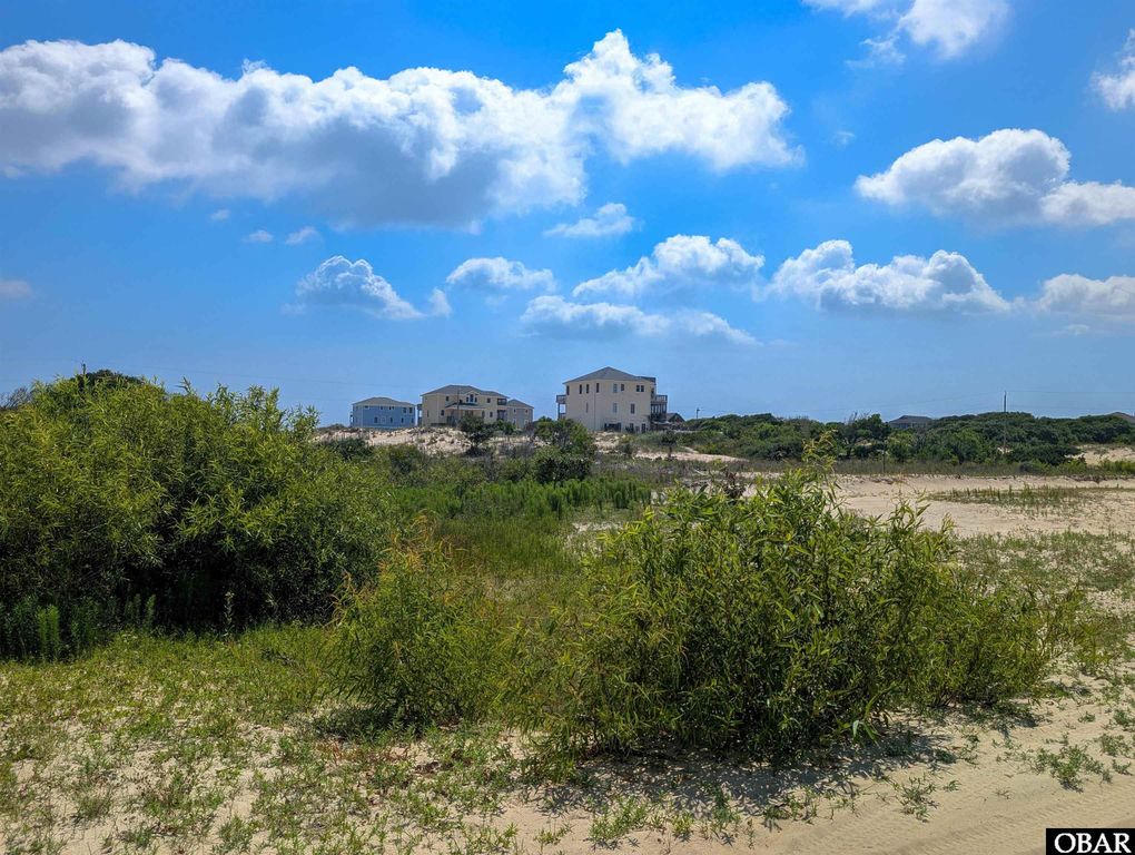 Image 8 of property listing at 1631 Ocean Pearl Road Lot 16, Corolla, NC 27927