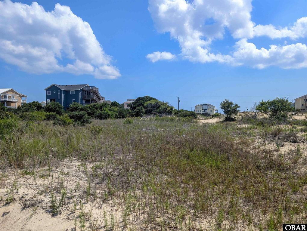 Image 9 of property listing at 1631 Ocean Pearl Road Lot 16, Corolla, NC 27927