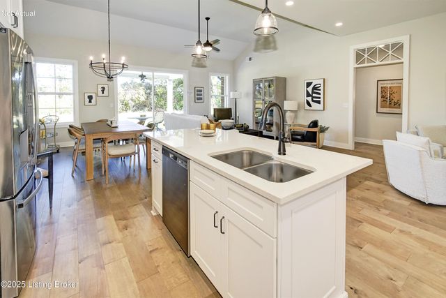 12506 Button Willow Ln, Louisville, KY 40299