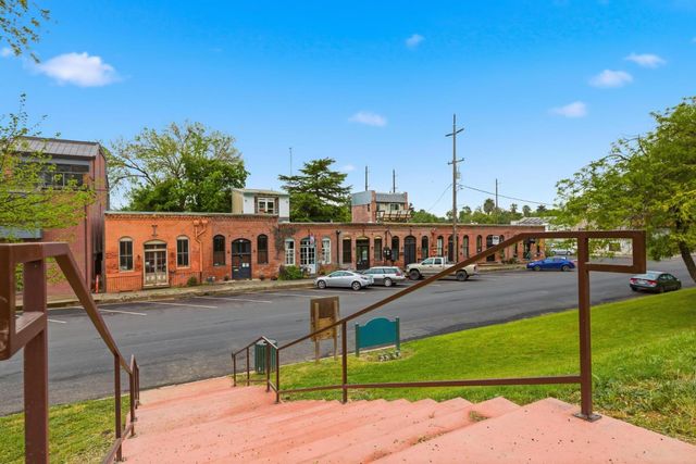 745 Main St, Colusa, CA 95932