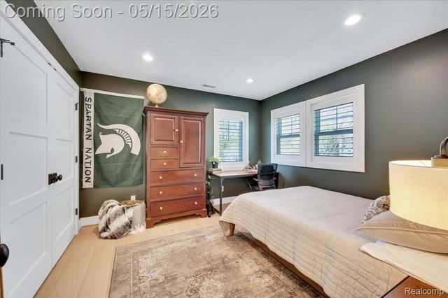 332 Highland Avenue, Rochester, MI 48307