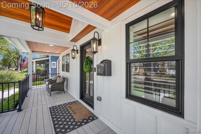 332 Highland Avenue, Rochester, MI 48307