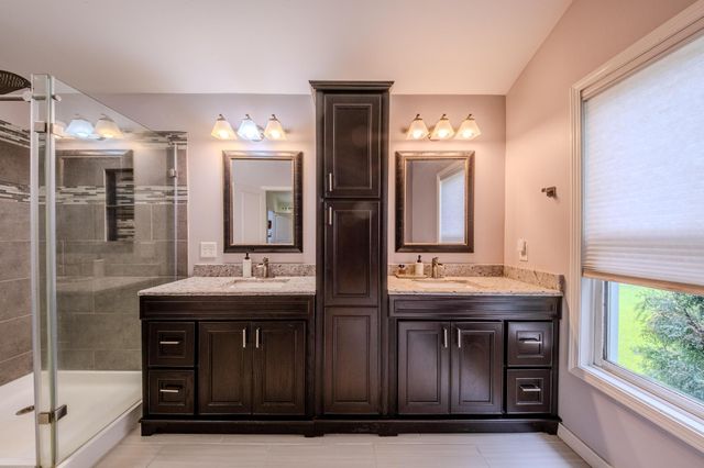 5962 N Ridge Drive, Savage, MN 55378