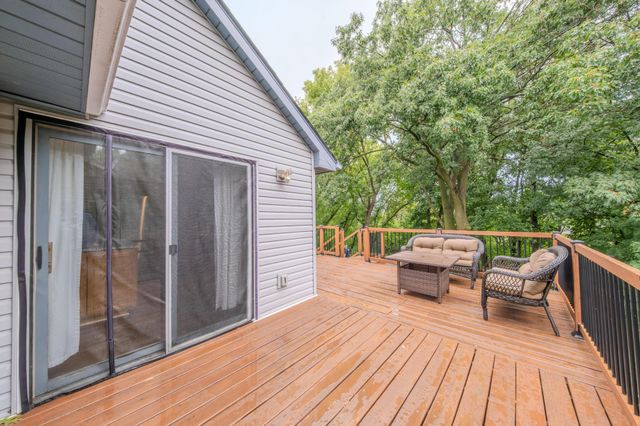 5962 N Ridge Drive, Savage, MN 55378