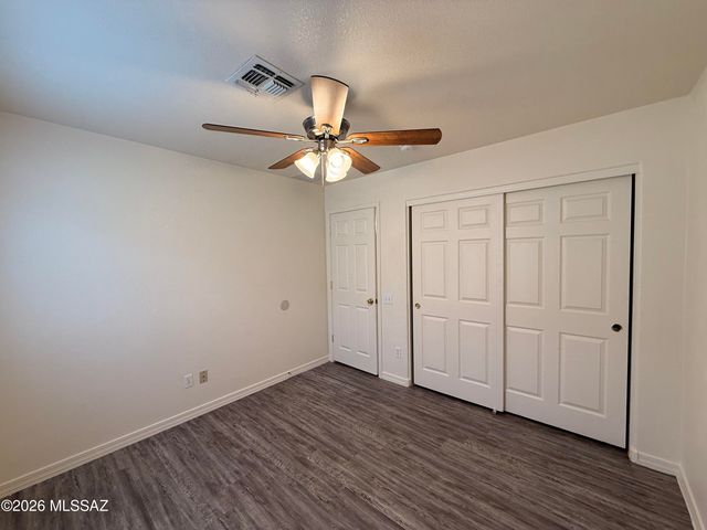 9562 E Gershon Lane, Tucson, AZ 85748
