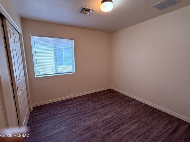9562 E Gershon Lane, Tucson, AZ 85748