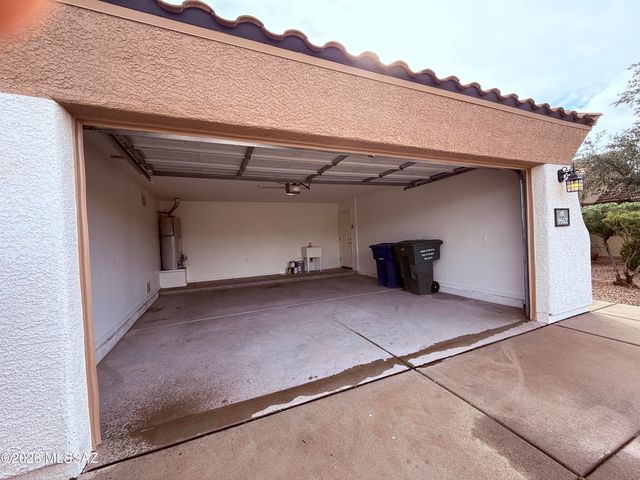9562 E Gershon Lane, Tucson, AZ 85748