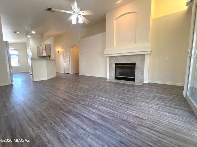 9562 E Gershon Lane, Tucson, AZ 85748