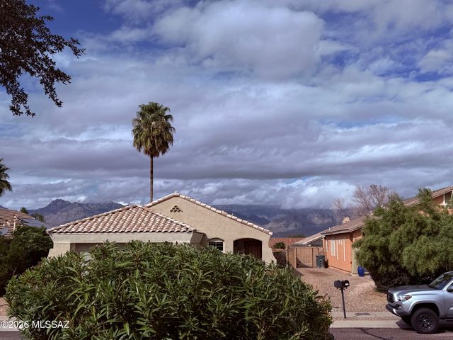 9562 E Gershon Lane, Tucson, AZ 85748