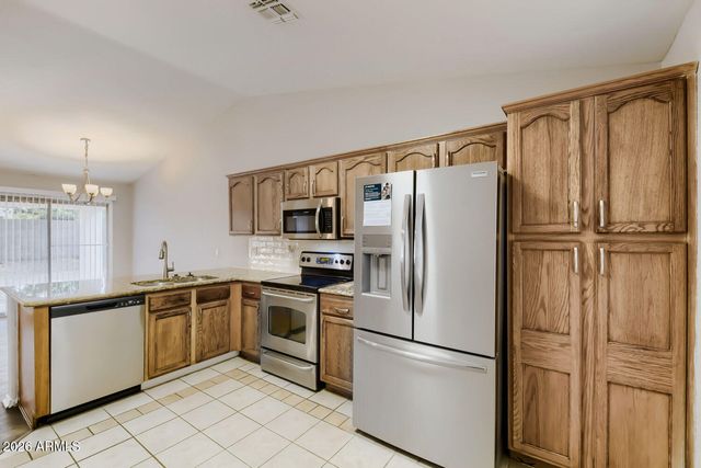 7634 E DOVER Street, Mesa, AZ 85207