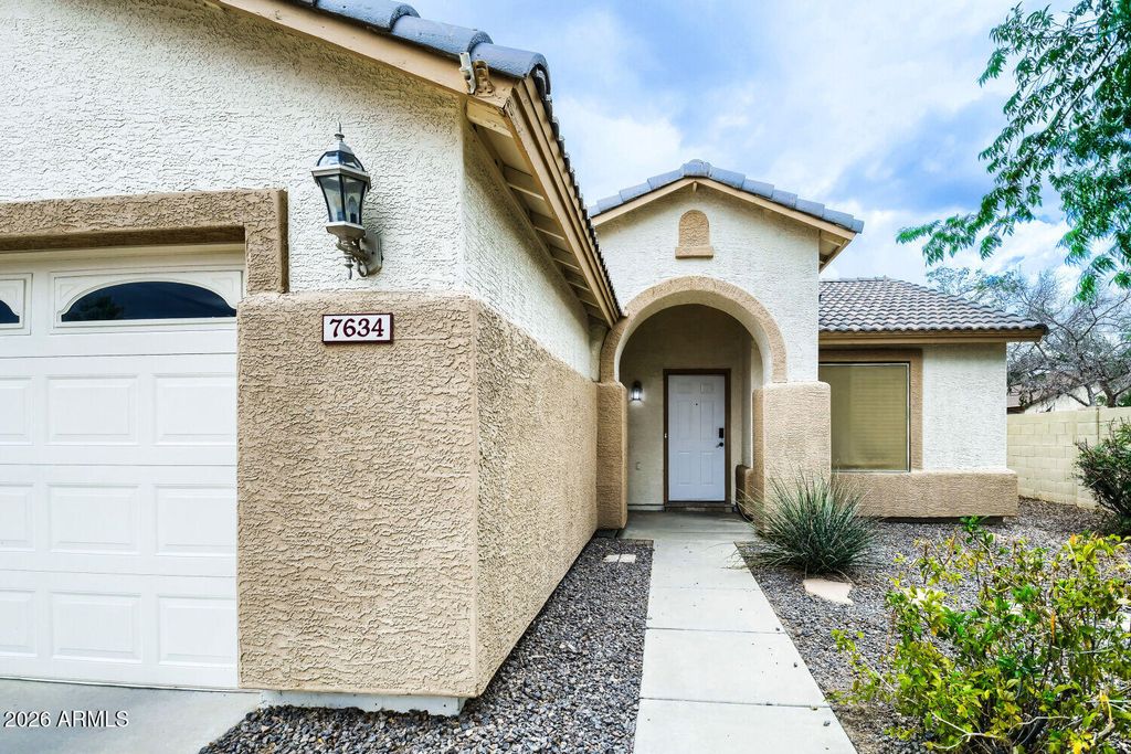 7634 E DOVER Street, Mesa, AZ 85207 — photo 3