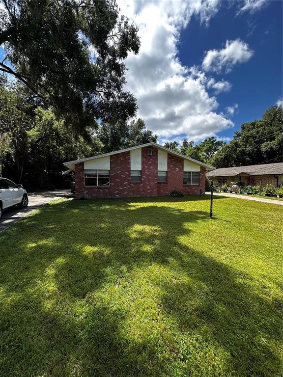 838 E INDIANA AVENUE, Deland, FL 32724