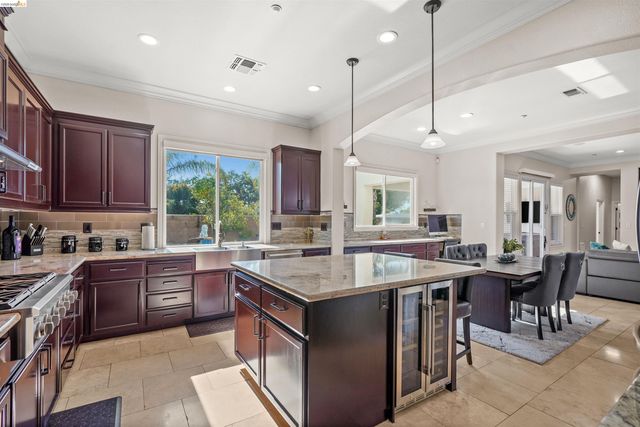 1596 Cherry Blossom Ct, Brentwood, CA 94513