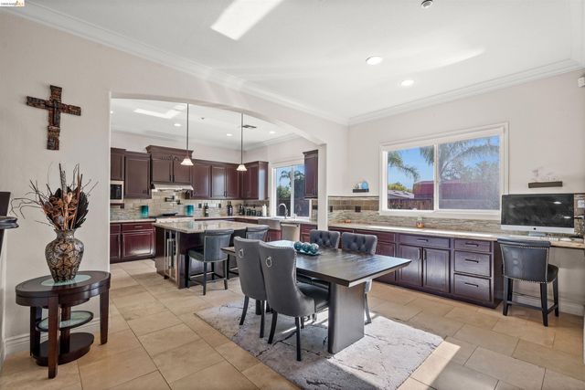 1596 Cherry Blossom Ct, Brentwood, CA 94513