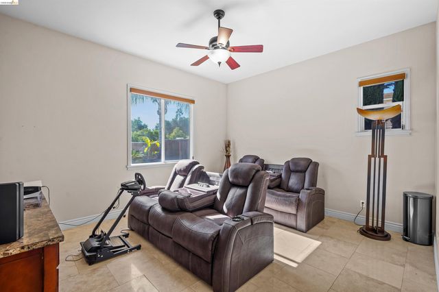 1596 Cherry Blossom Ct, Brentwood, CA 94513