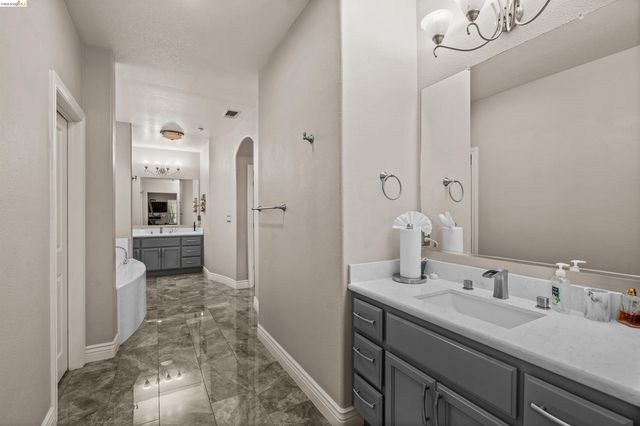 1596 Cherry Blossom Ct, Brentwood, CA 94513