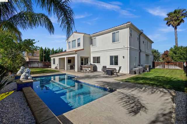 1596 Cherry Blossom Ct, Brentwood, CA 94513