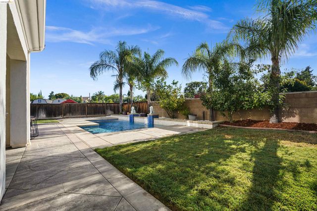1596 Cherry Blossom Ct, Brentwood, CA 94513
