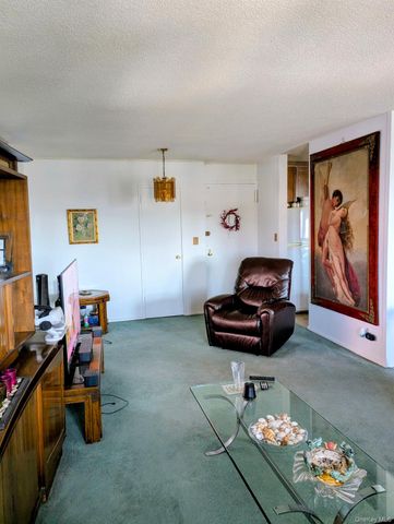 1966 Newbold Avenue 1202, Bronx, NY 10472