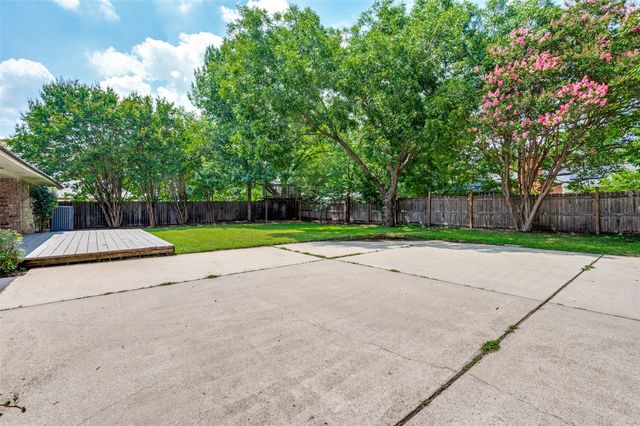 708 Headlee Street, Denton, TX 76201