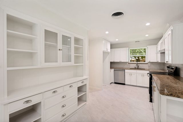 708 Headlee Street, Denton, TX 76201