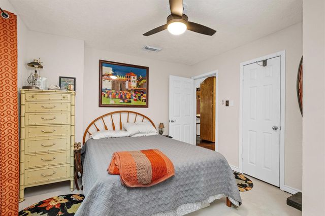 628 Bullfrog Lane, Conroe, TX 77384