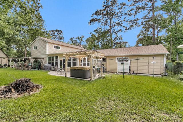 628 Bullfrog Lane, Conroe, TX 77384
