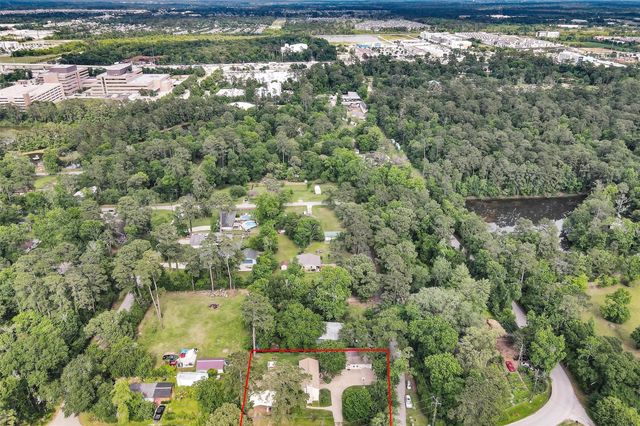 628 Bullfrog Lane, Conroe, TX 77384
