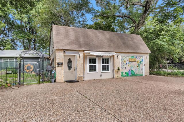 628 Bullfrog Lane, Conroe, TX 77384