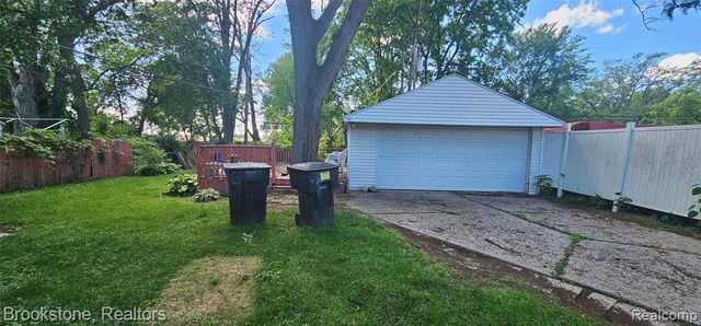 17137 Pierson Street, Detroit, MI 48219